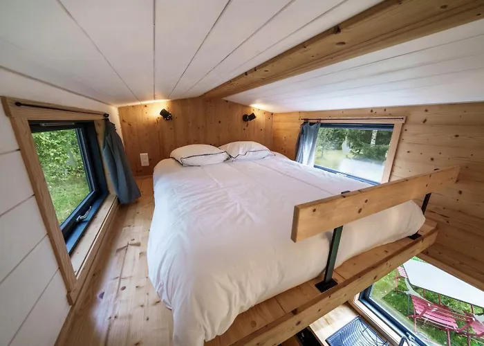 Tiny House Confort Dans Un Ecrin De Nature Domek alpejski Saint-Bonnet-le-Chastel