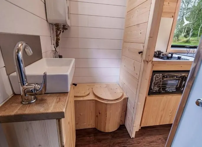 Tiny House Confort Dans Un Ecrin De Nature * Saint-Bonnet-le-Chastel